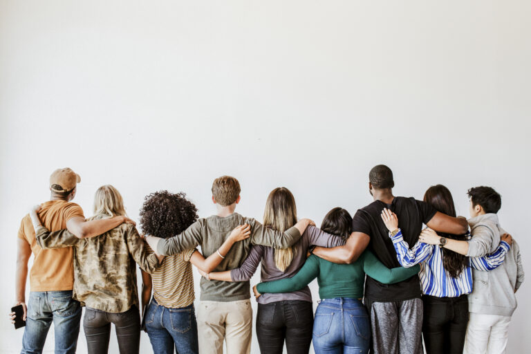 El Poder de la Diversidad: Cómo Nuestros Colaboradores de Distintos Sectores Enriquecen MBGabogada