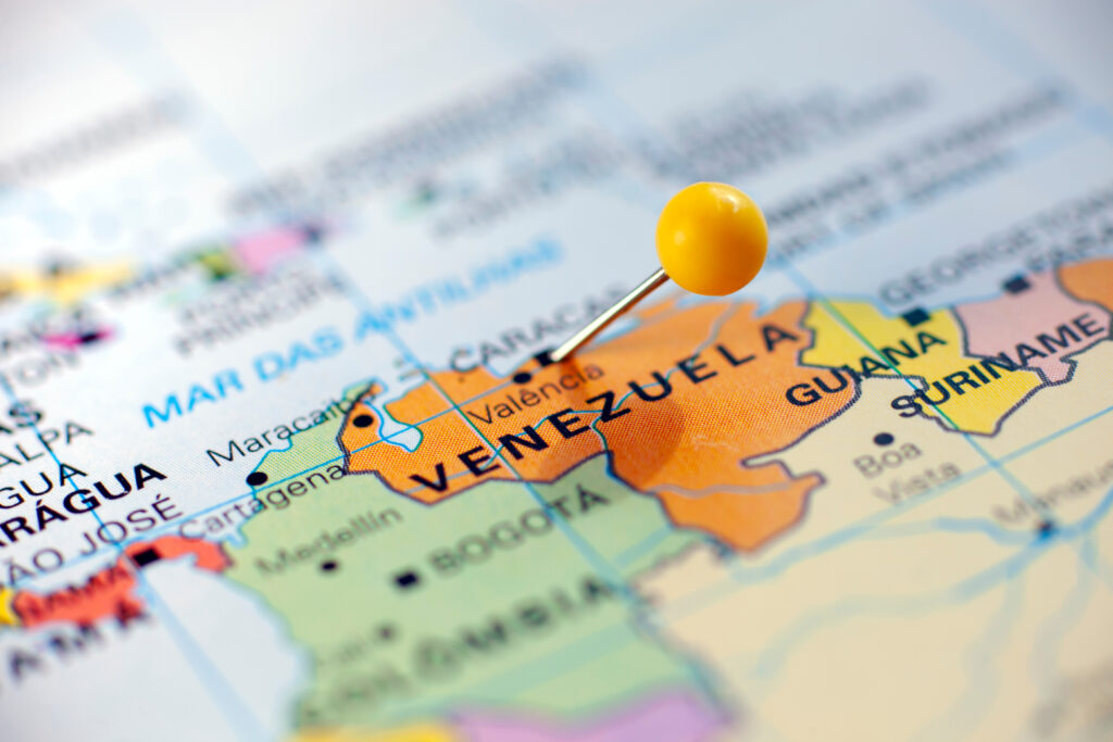 Novedades clave en el Derecho de Extranjería: Nuevo Reglamento y cambios para nacionales venezolanos